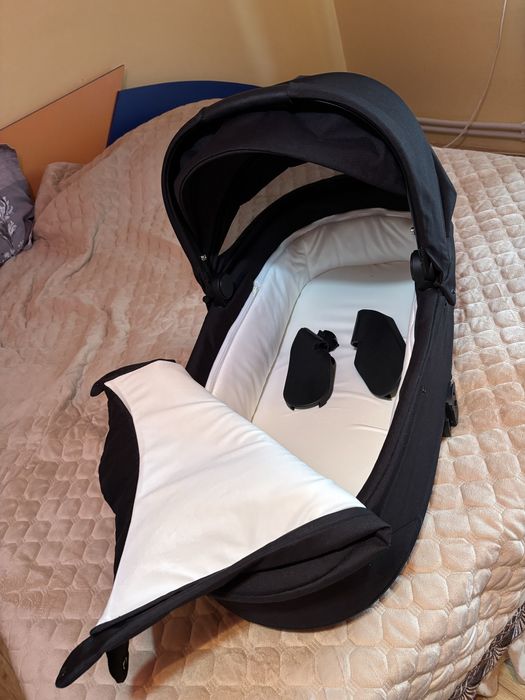 Landou Cybex Gold S Lux Moon Black + adaptori /perfecta stare