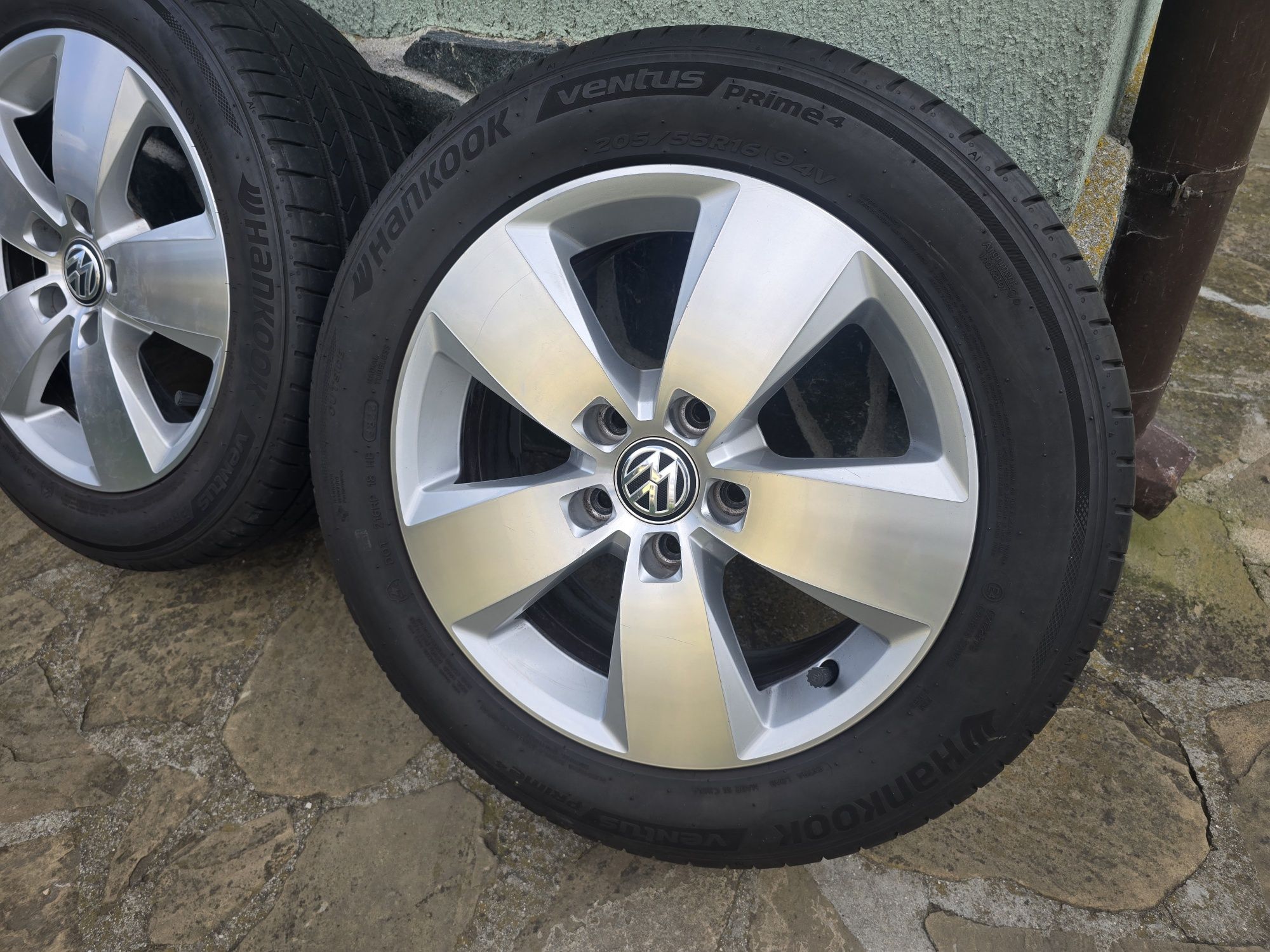 Джанти 16 цола Фолксваген + Гуми 205 55 16 Hankook