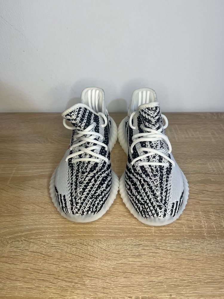 Adidas Yeezy Boost 350 V2 Zebra