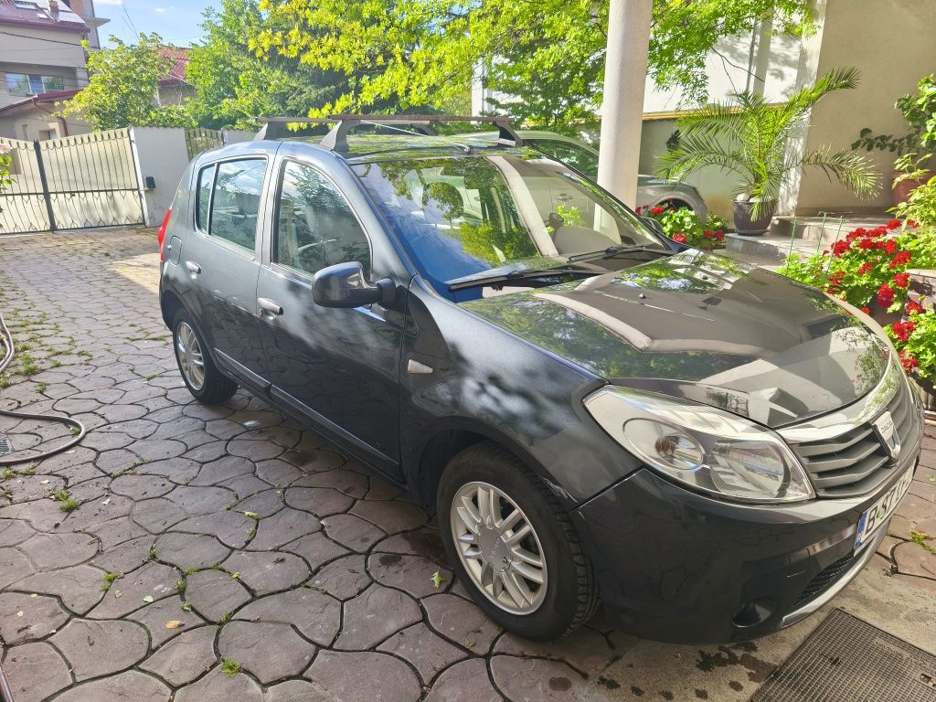 Dacia Sandero 1.6 16V 2009 • 210.000 km • Stare bună • 3.200 € neg.