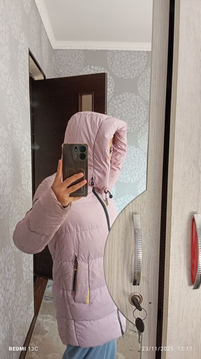Kurtka issiqina,(kiyilgan)