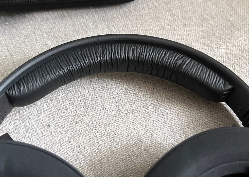 Sennheiser HD 380 Pro casti monitorizare studio originale st excelenta