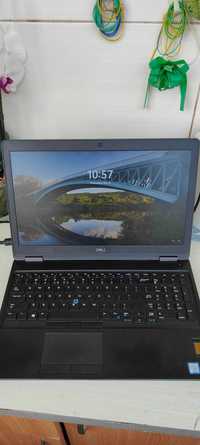 Laptop Dell Precision 3530