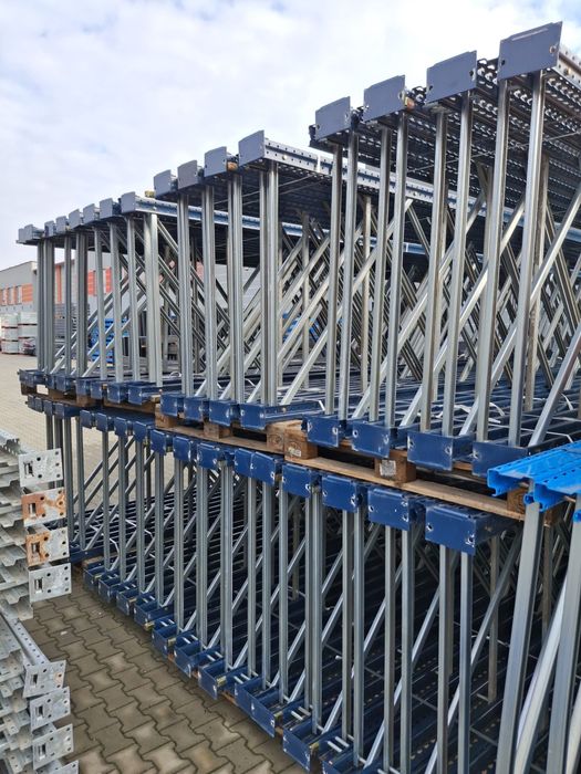 Rafturi metalice picioare mecalux la 9 m si picioare stow la 9,65 m yy