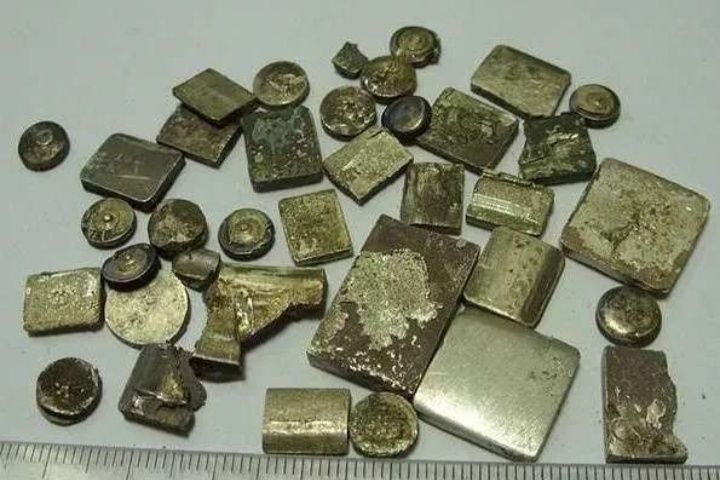 Радиодеталей технически Серебро