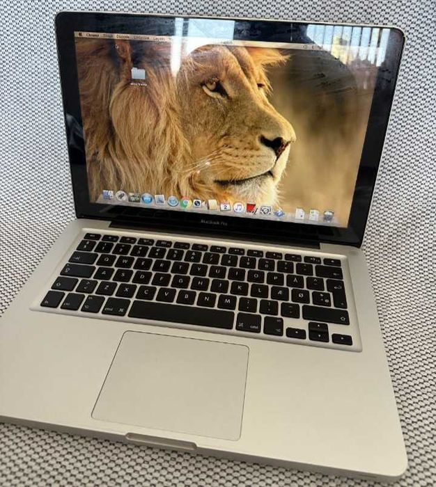 Лаптоп MacBook Pro i5 SSD