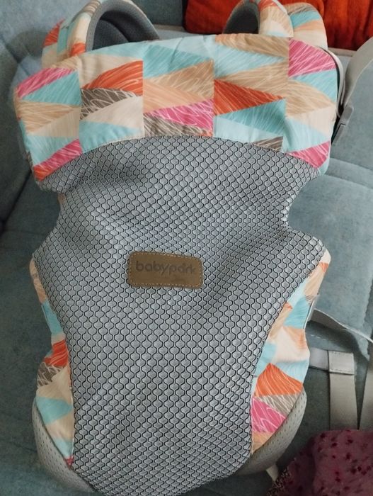 Продам Кенгуру новый слип 4 положенияния