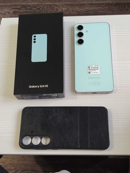 Samsung S24 Fe 256Gb 5G идеальный