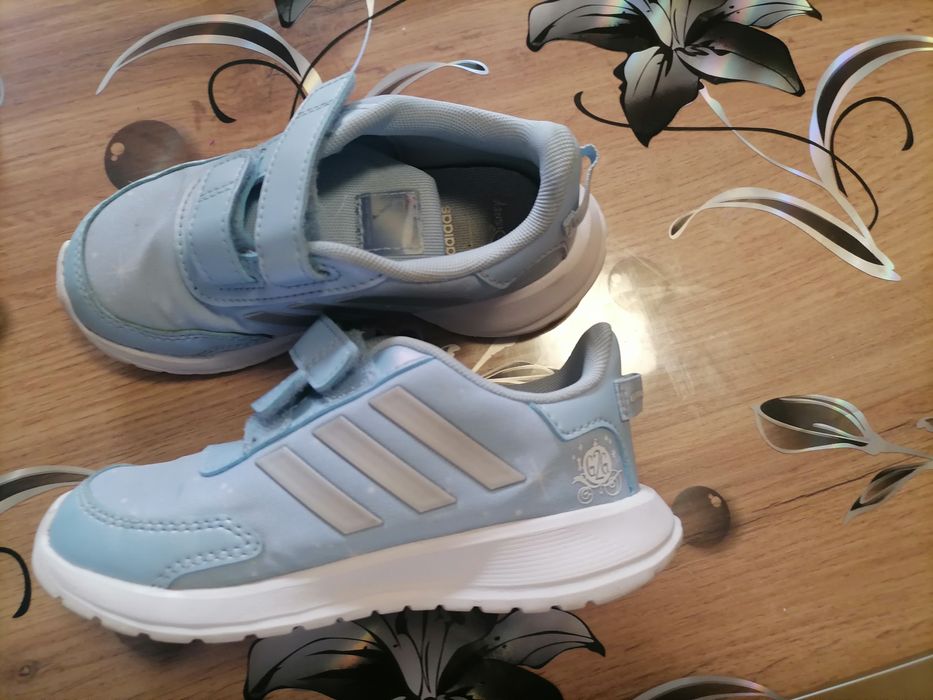 Маратонки Адидас 27ном.