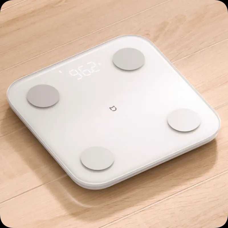 Умные весы Xiaomi Mi Body Fat Smart Scale S400 (белый)