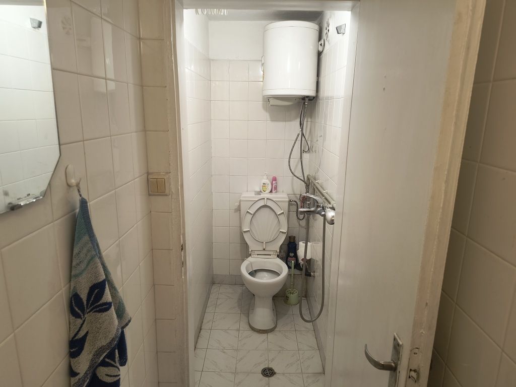 Продавам кабинет