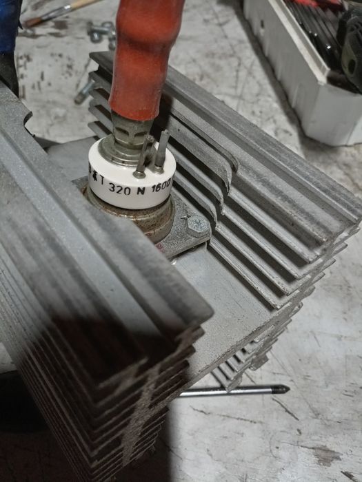 Traf de  putere și automatizari