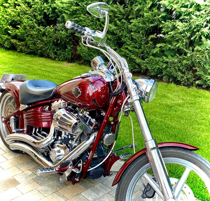 Harley Davidson Softail C Rocker - custom made in stare impecabila