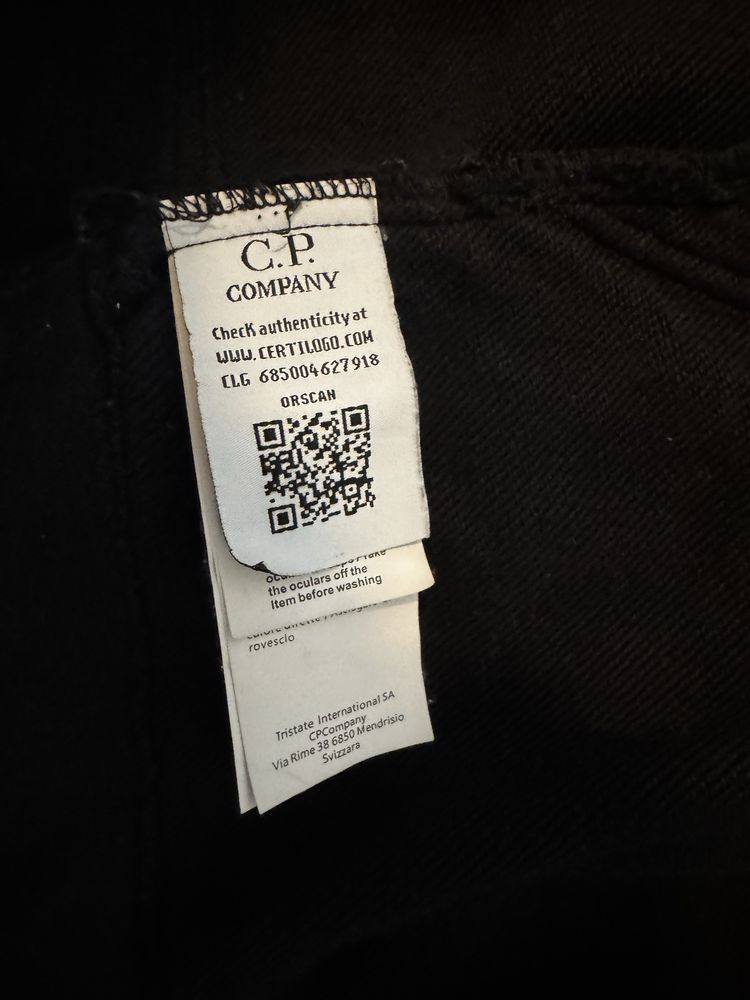 C.P Company zip up суичър
