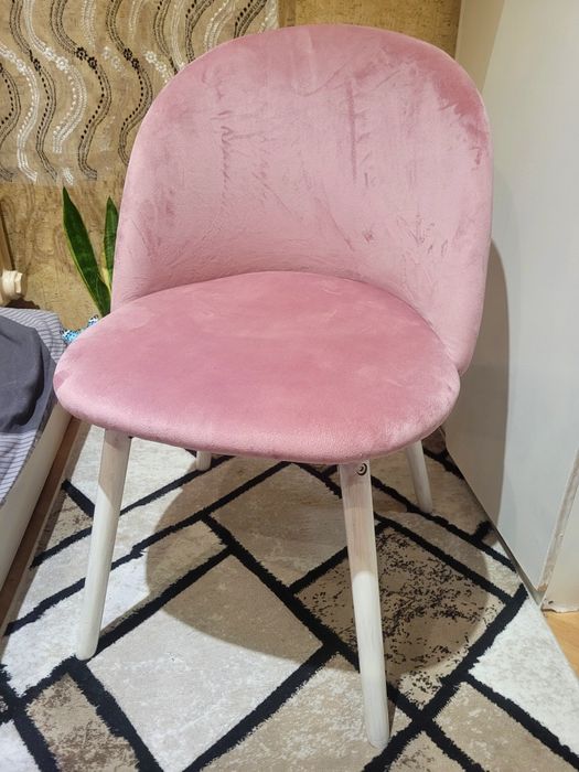 Комплект 2 бр. кадифени розови трапезни столове MIADOMODO