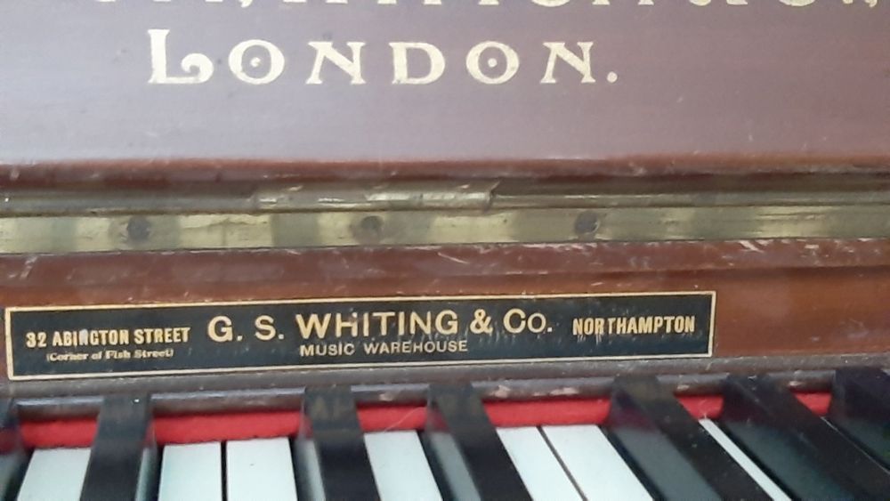 Pian vechi de colectie de aproape 200 ani vechime anul 1838