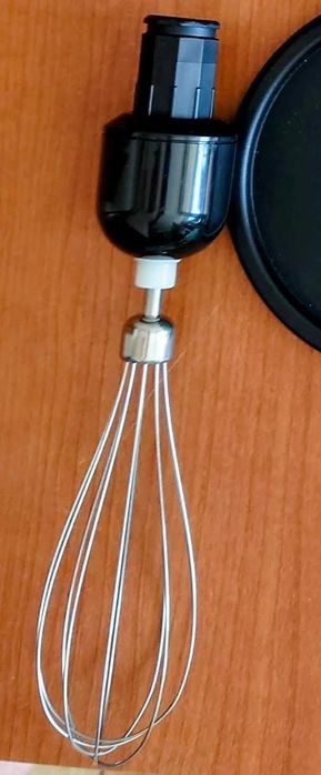 Пасатор BOSCH ErgoMixx Style 1000W MS64M6170 сет чопър, бъркалки, купа