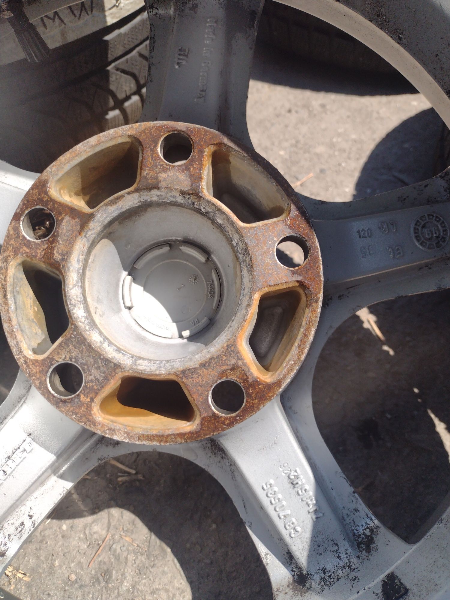 Перфектни Borbet 15-5x120 ET35  7j BMW E46