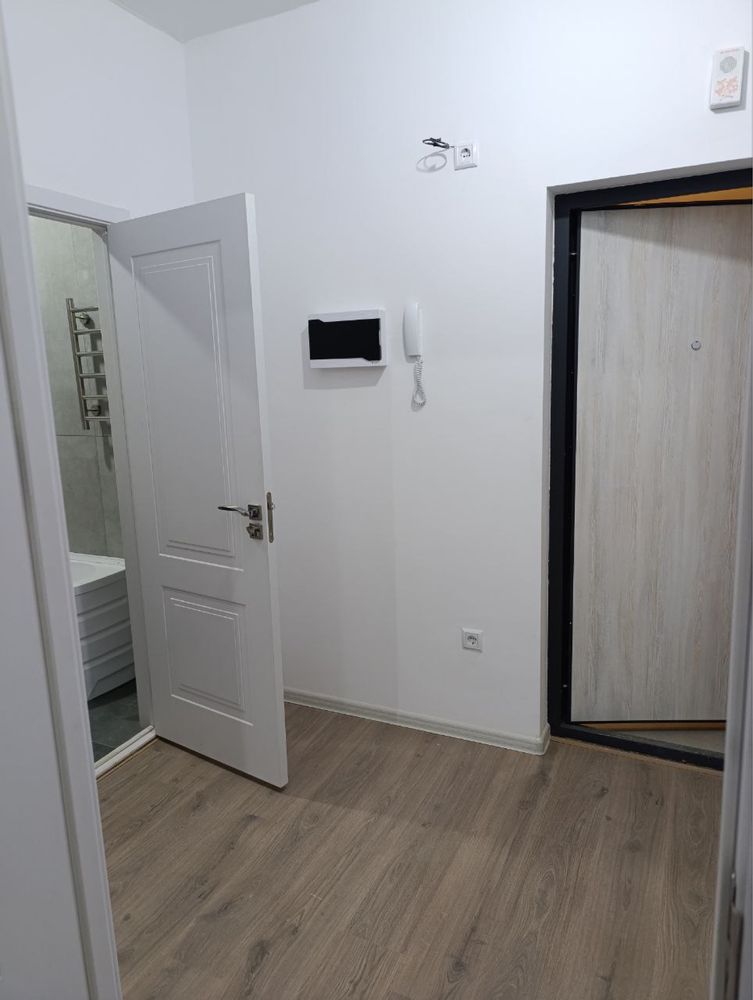 Срочно продаётся 1 комнатная квартира.Assalom sohil. Можно под ипотеку