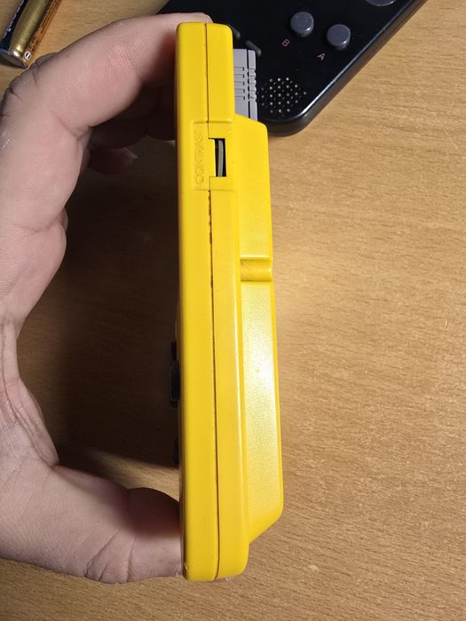 Nintendo Game Boy Pocket