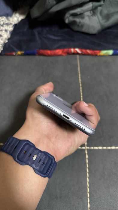 Iphone 11 64gb sotiladi