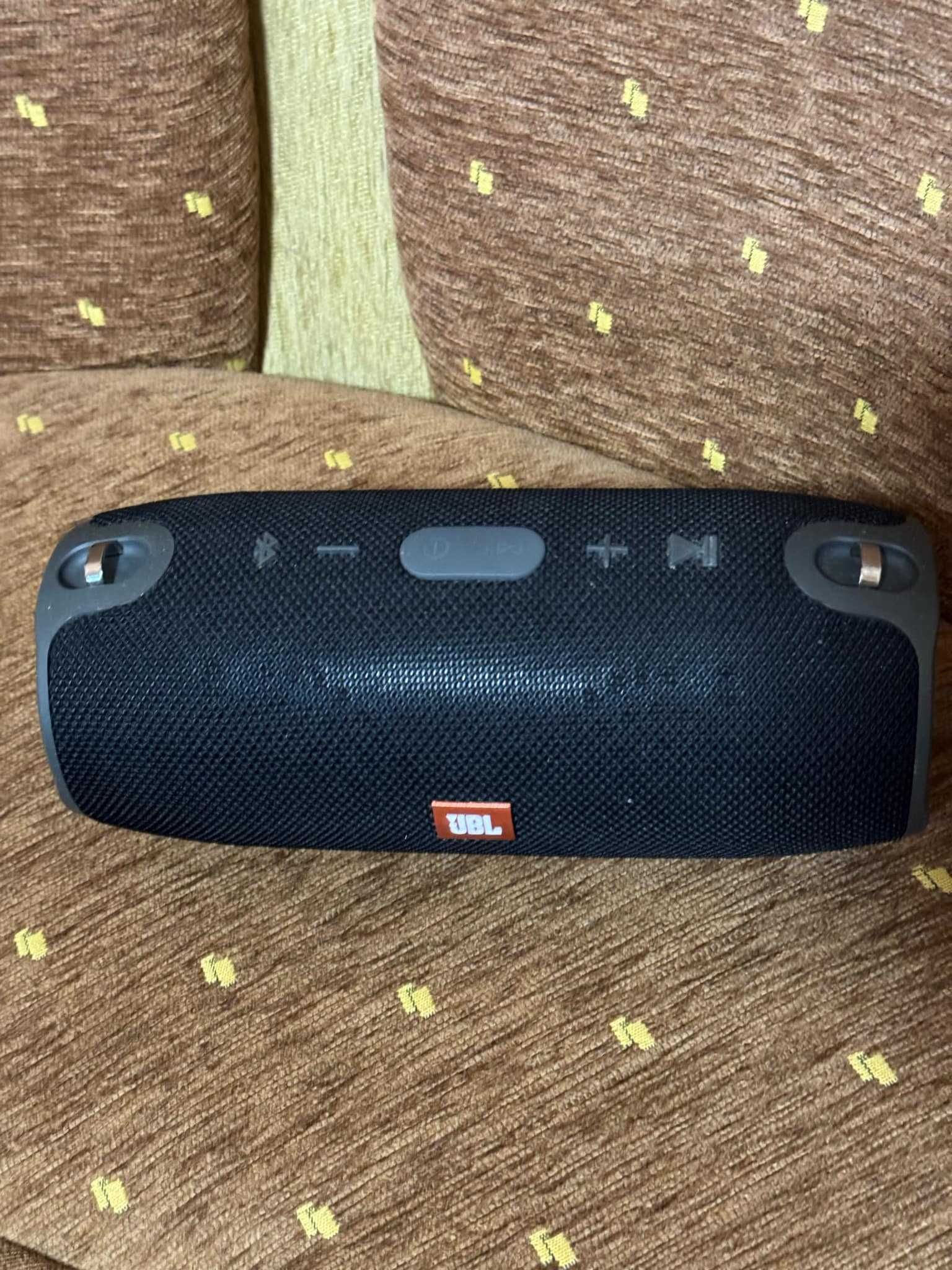 Продавам колонка JBL Xtreme само за 90 лв
