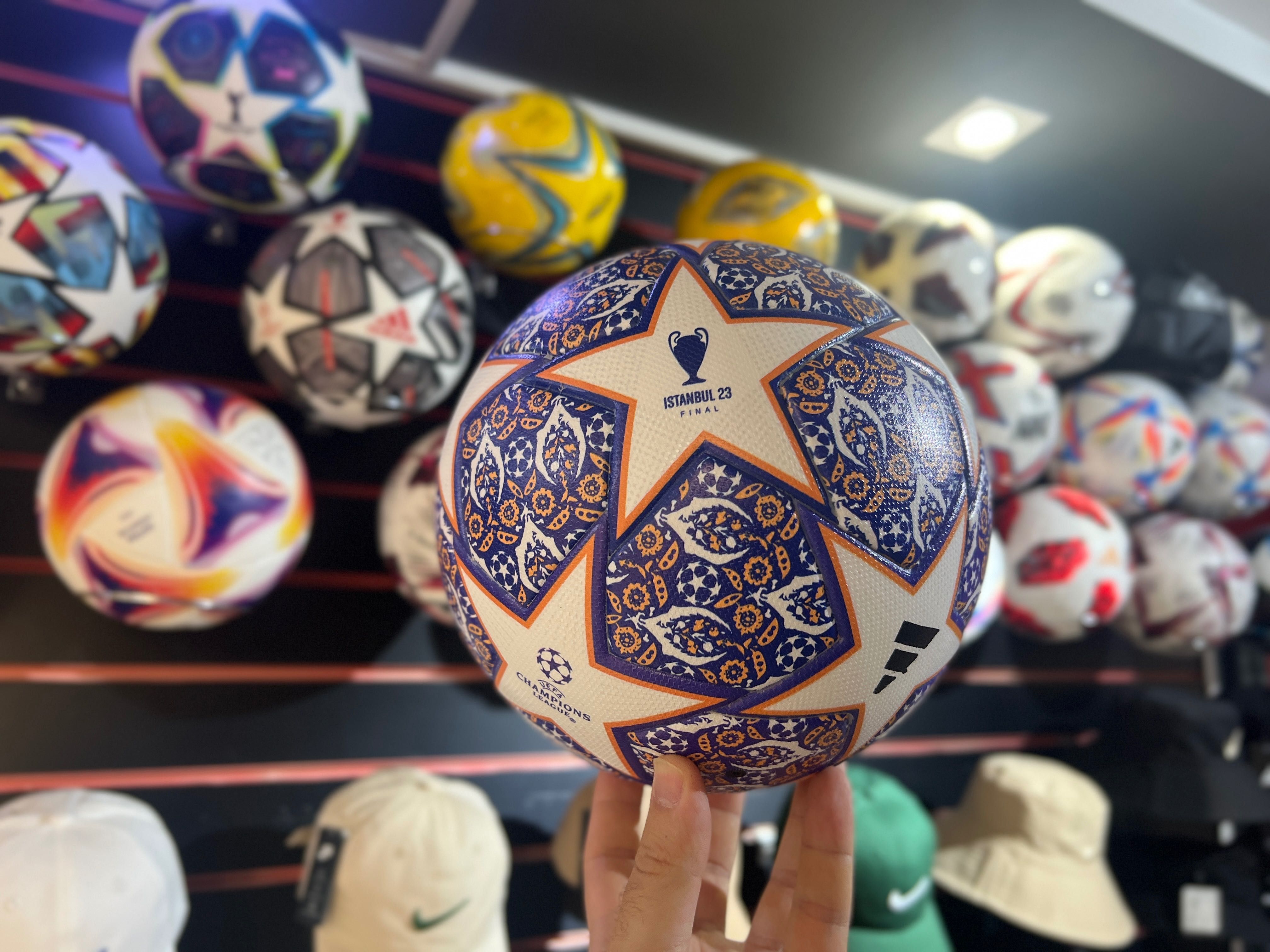 Мяч футбольный Adidas Istanbul Final размер 4 для детей в Алматы