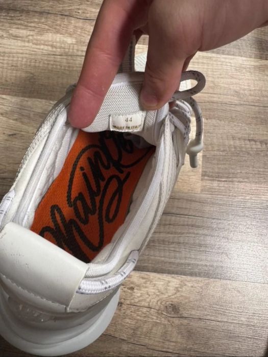 Versace Chain Reaction