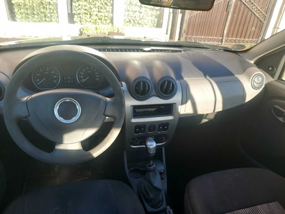 Dacia Sandero 1,2 a,c an 2009 recent adusa
