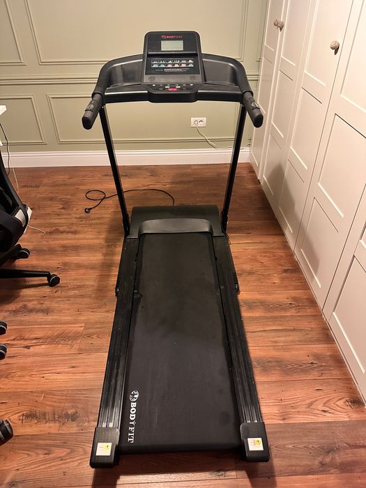 Banda de alergare electrică