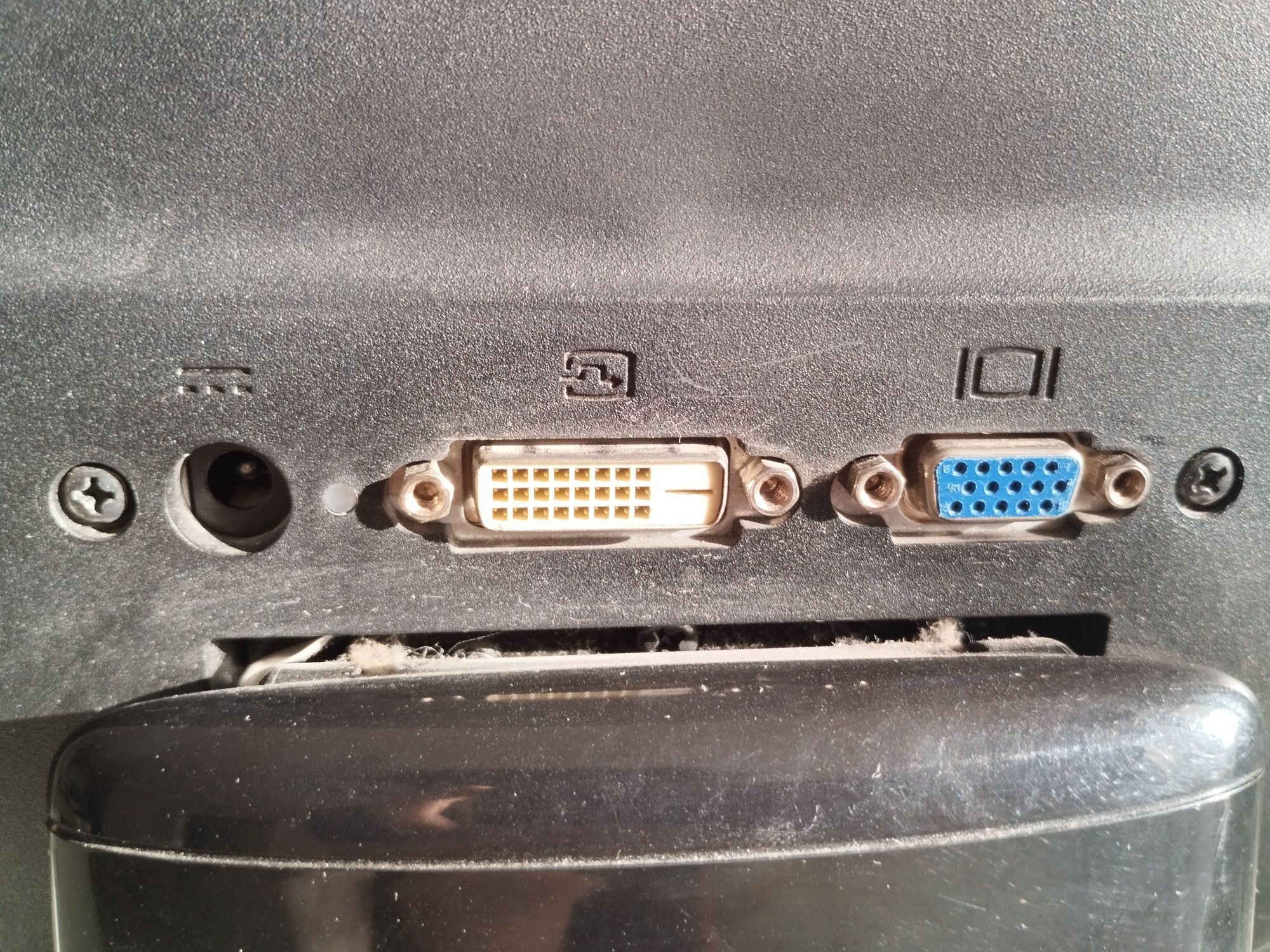 монитор hp 2011x
