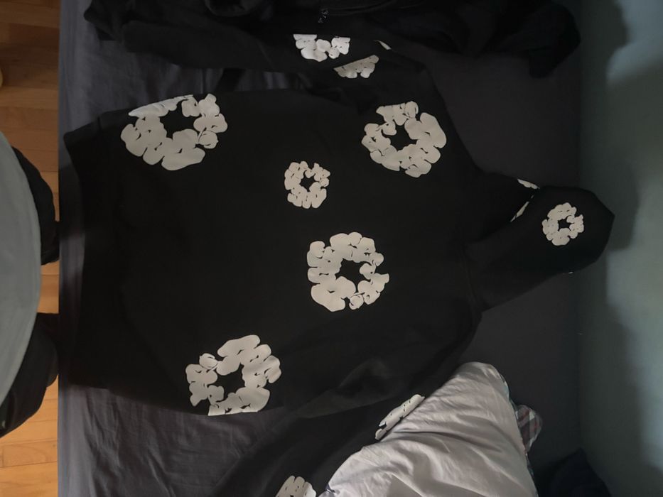 hanorac denim tears marimea S alb-negru