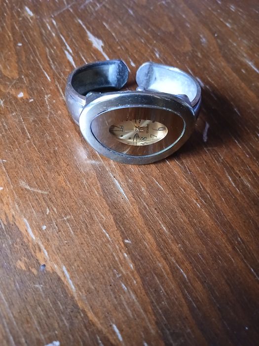 Часовници дамски работещи