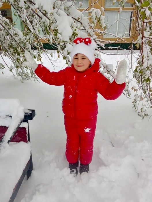 Продам костюм на теплую зиму рост 105 и шапочку