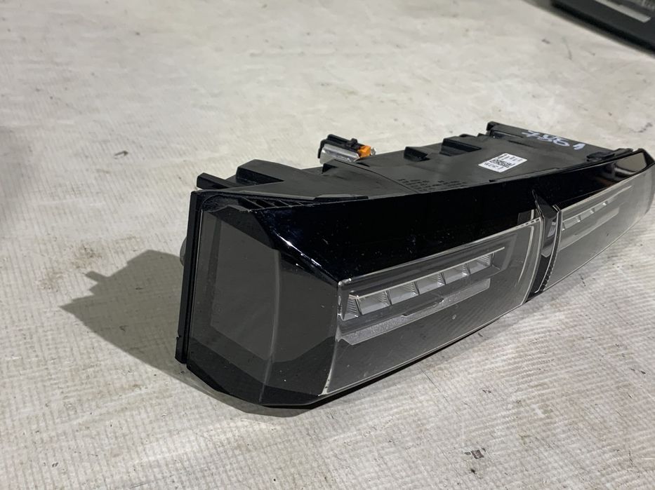 Stop stanga spate pe hayon, Peugeot 308, 2021, 2022, 2023, 2024, cod origine OE 9835300680.