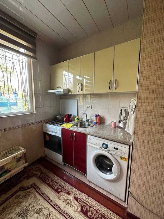 Срочно квартира сотилади ц12да 3/3/5