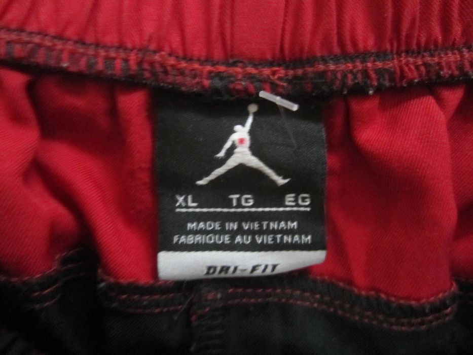 Sort baschet Michael JORDAN, masura XL, ca nou