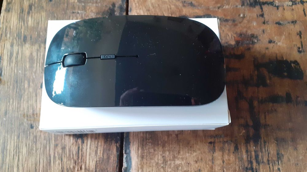 безжична мишка wireless, цвят черен, пластмаса гланц