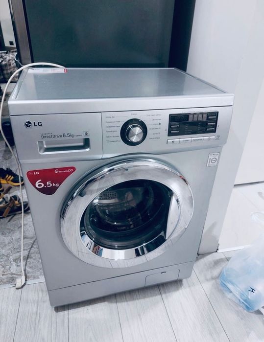 Продам стиральную машину LG 6kg inverter DD  в идеальном состоянии
