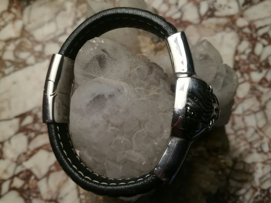 Кожена гривна стомана лъв