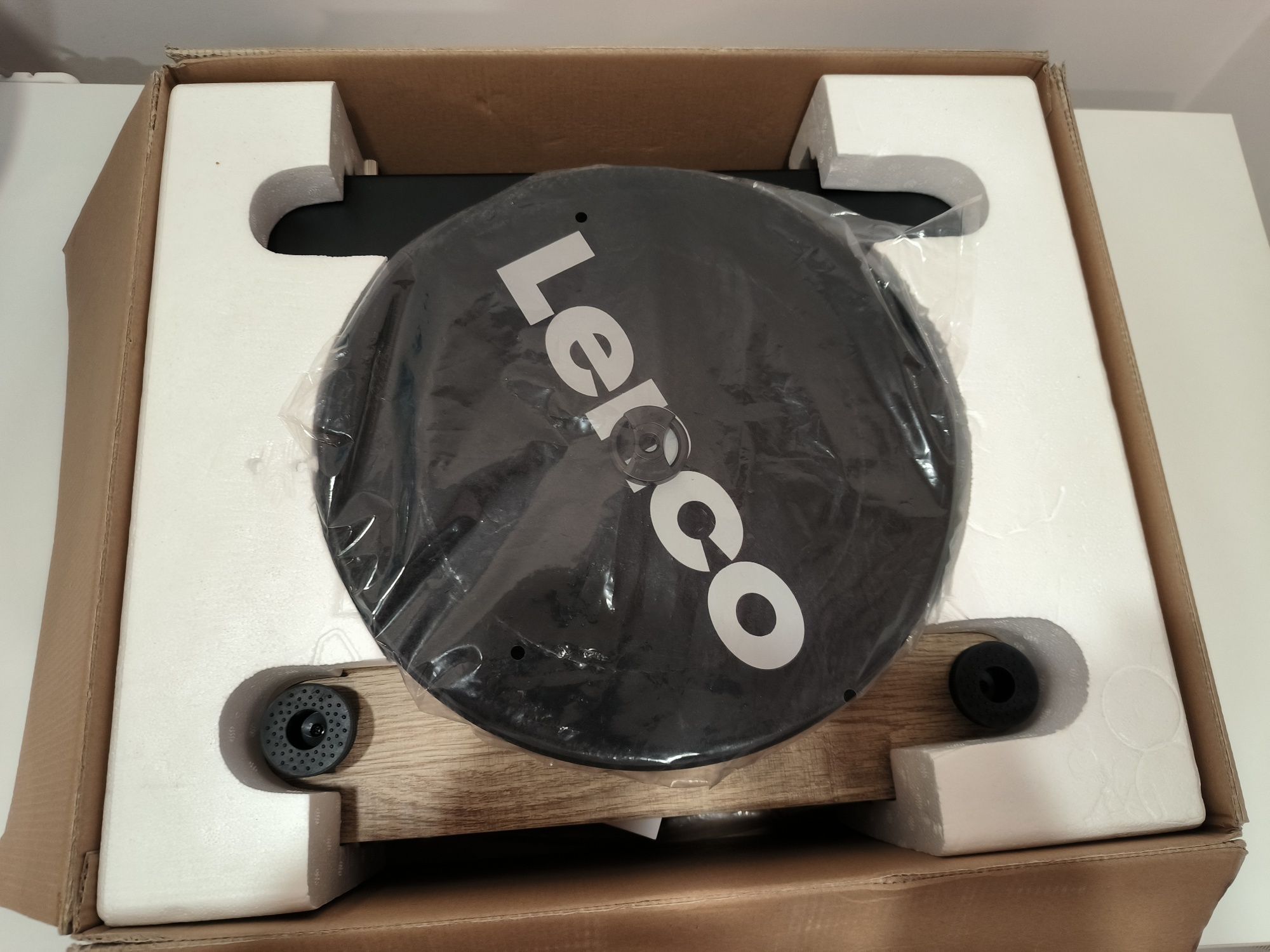 Грамофон Lenco - LBT-188PI
