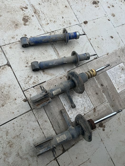 Грантадан шыккан 4 стоика