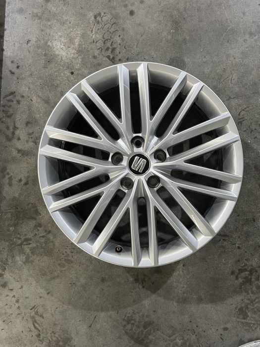 Set 4 jante aliaj 18 5x112 Originale Seat Ateca