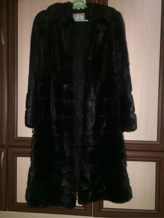 Продам норковую шубку