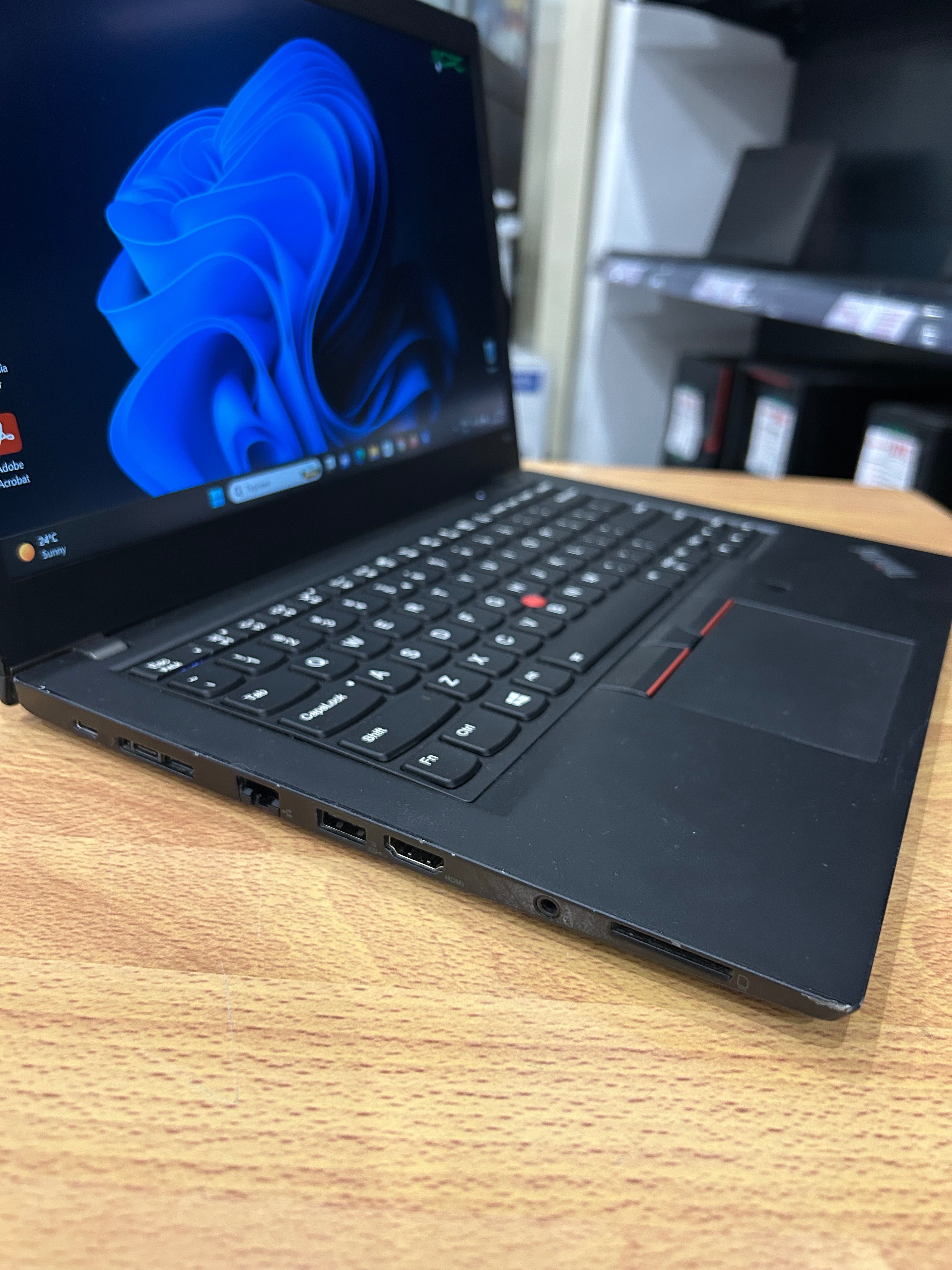 Лаптоп Lenovo T480s i7/24GB RAM/256GB с 3 месеца гаранция!