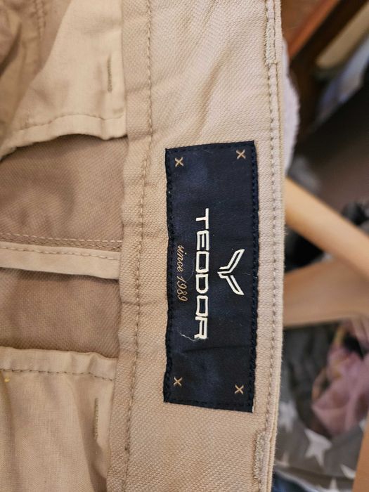 Мъжки официален панталон Teodor