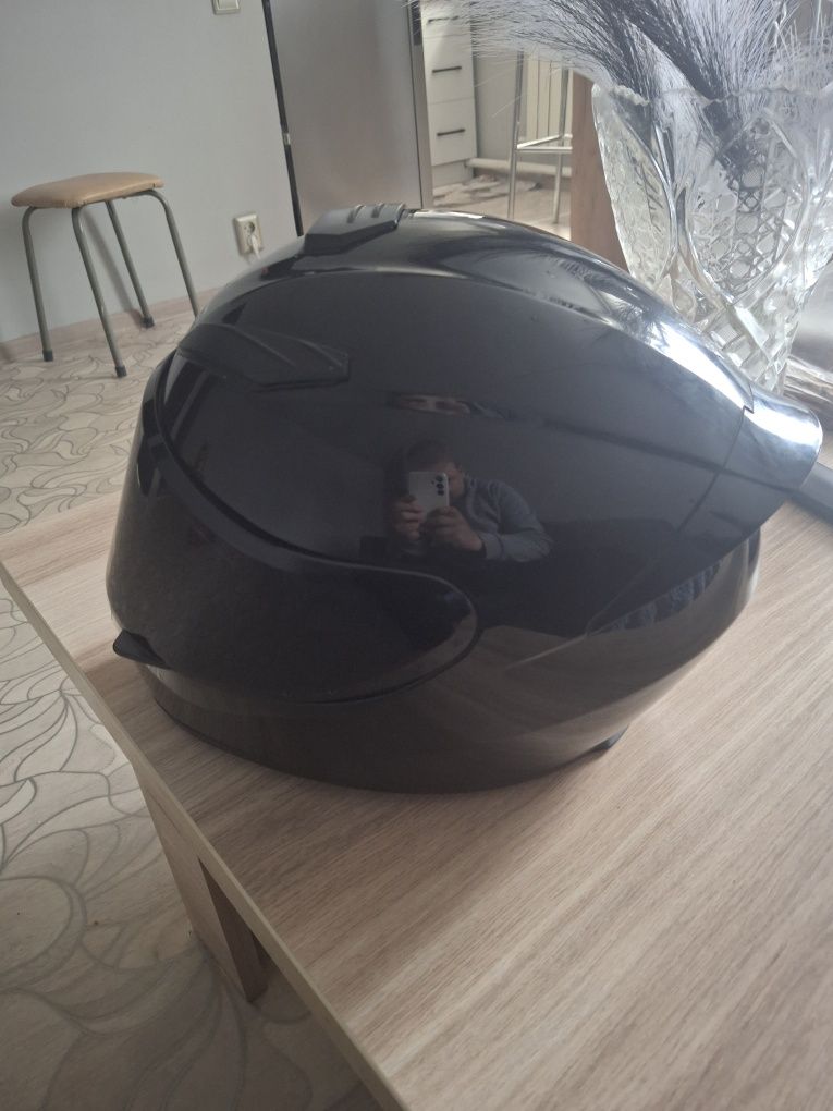 Продам шлем QUKE