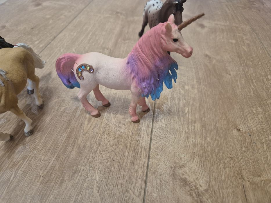 Кончета еднорози schleich