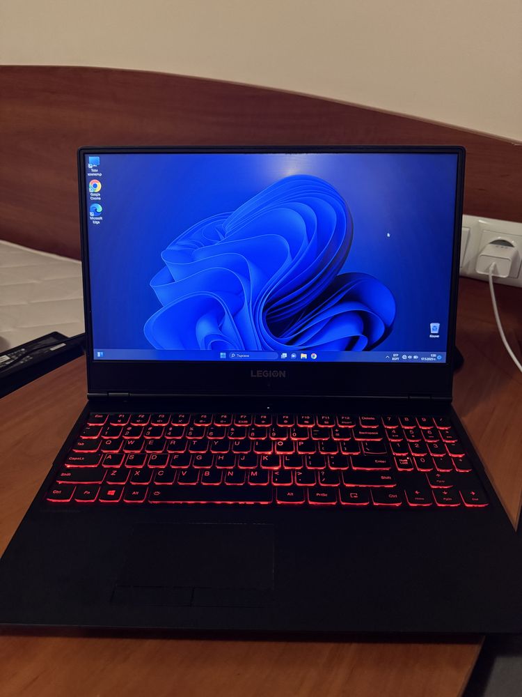 Геймърски Лаптоп Lenovo Legion Y7000 PG0 i5-9300HF; 8GB RAM; GTX 1650