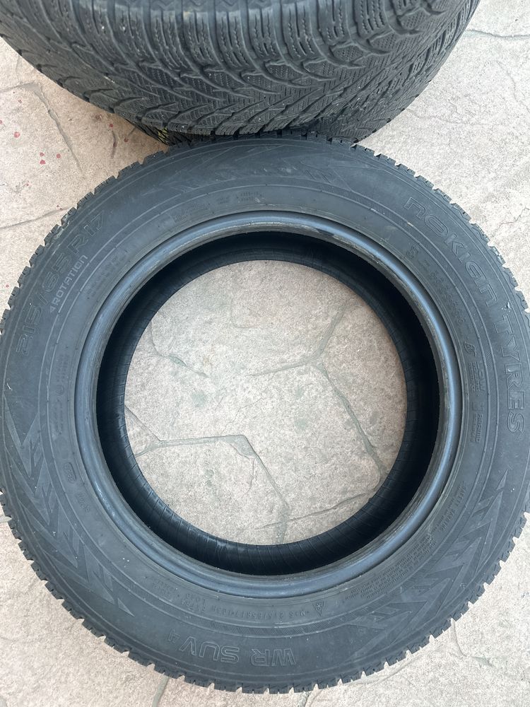 3 anvelope Nokia tyres wr suv4. 215/65 r17